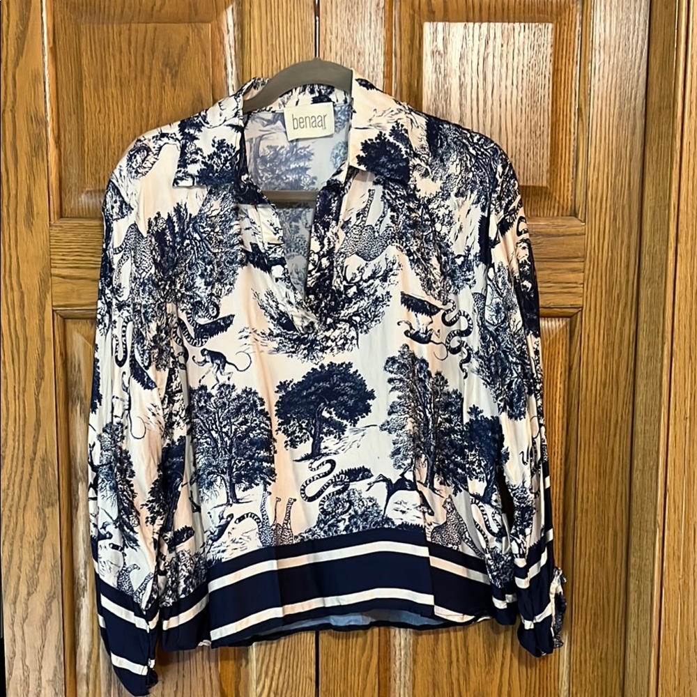 Navy and White Women's Top